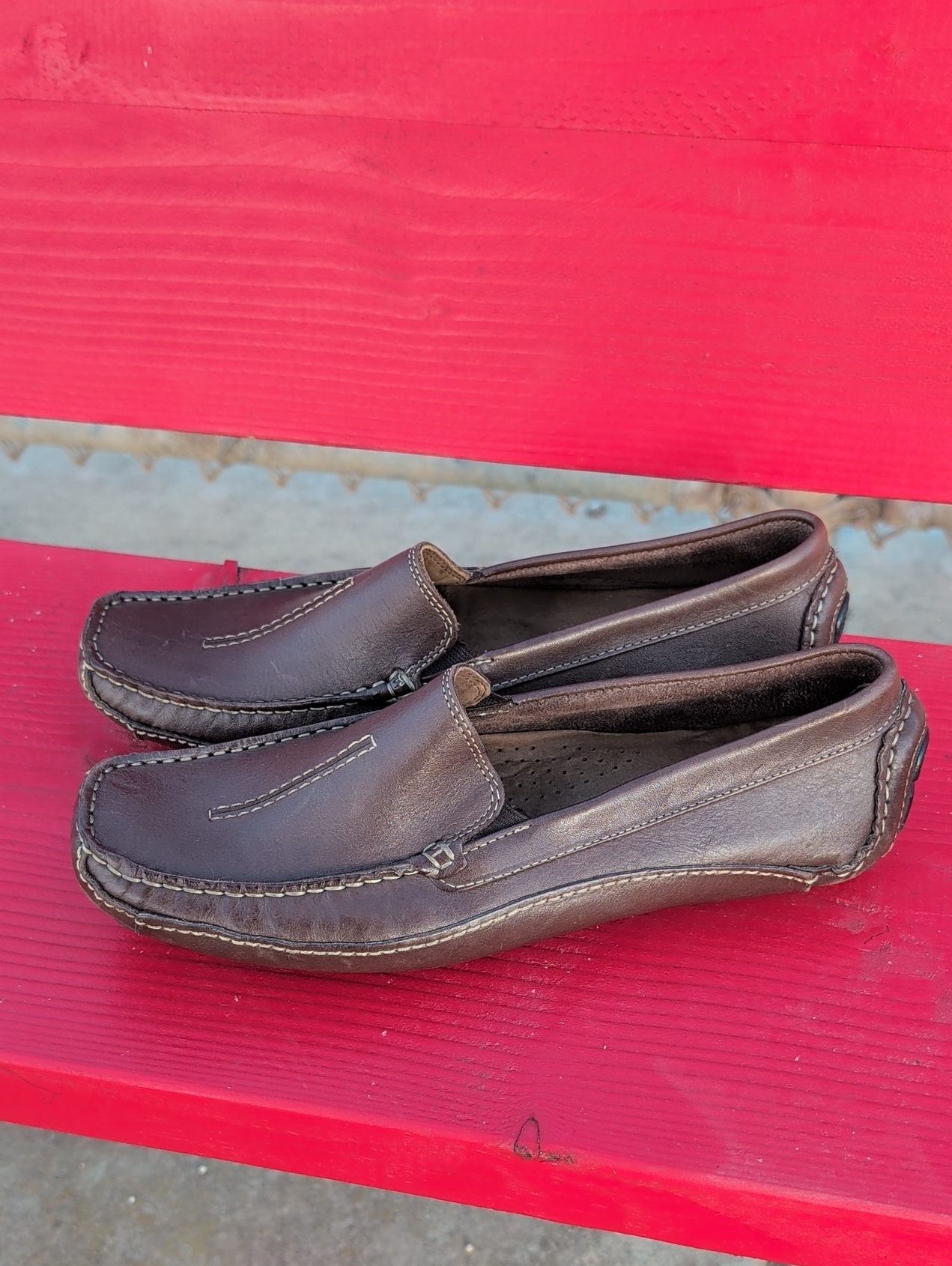 Clarks England Brown Leather Slip-On Driving Moccasins Mens Shoes Us Size 9.5 W